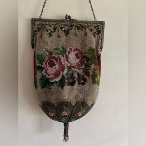 Vintage 20’s beaded bag